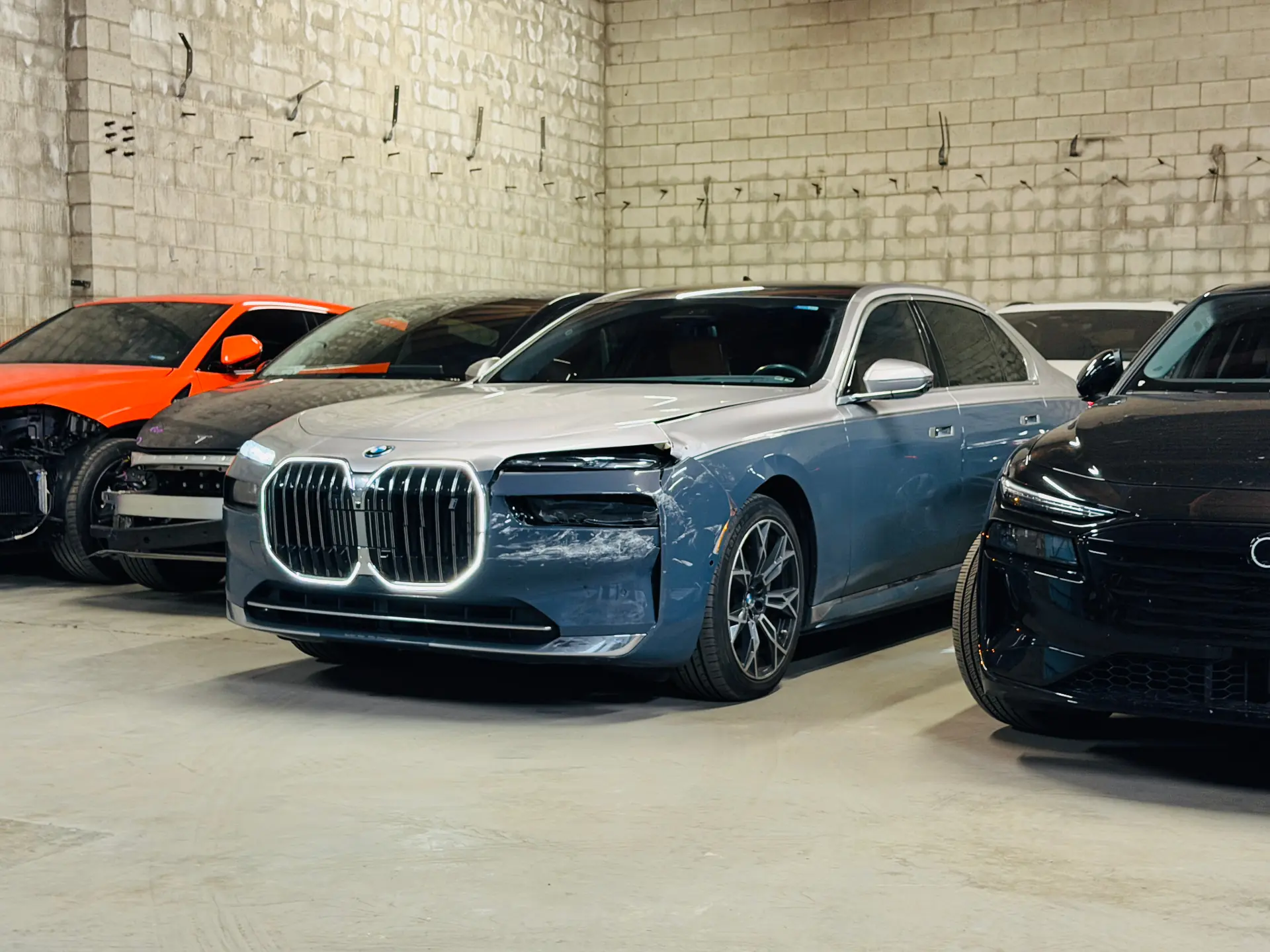 Grozah Auto Lab — professional auto body collision repair shop in Los Angeles, California
